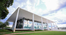 Imagem da notícia STF autoriza dupla responsabilização de agente público por “caixa dois” e improbidade administrativa